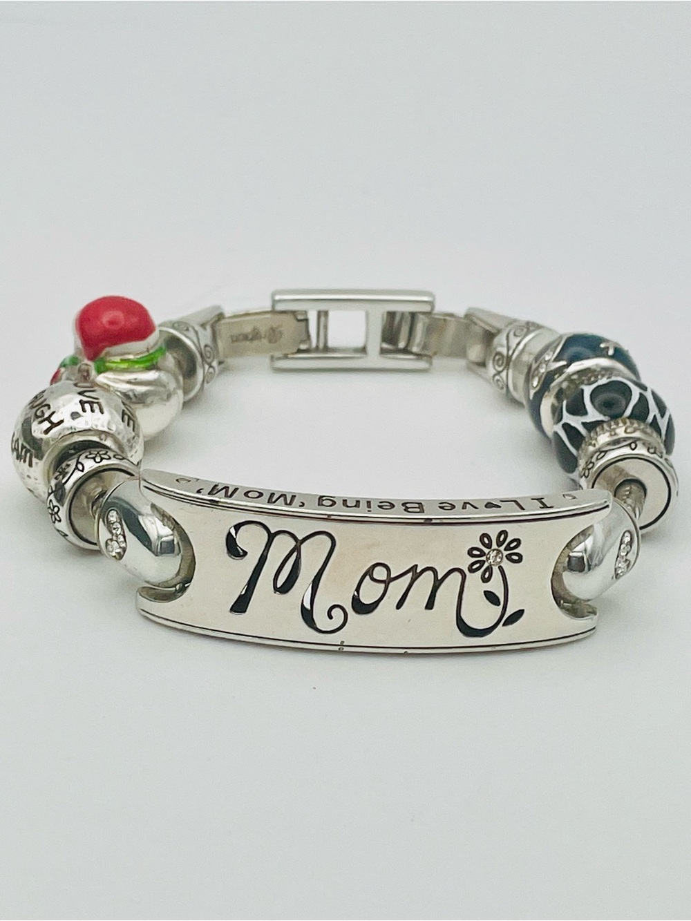 Brighton Silver 'Mom' ID Charm Bracelet w/ 4 Red, Blue, & Silver Charms. 8 in